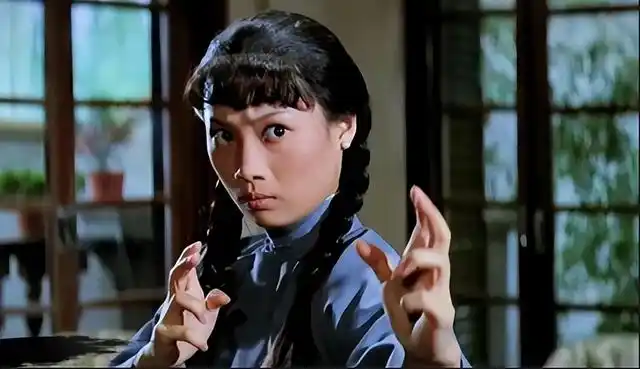 举重冠军的结婚生子_生子举重冠军结婚祝福语_举重冠军带妻子照片领奖