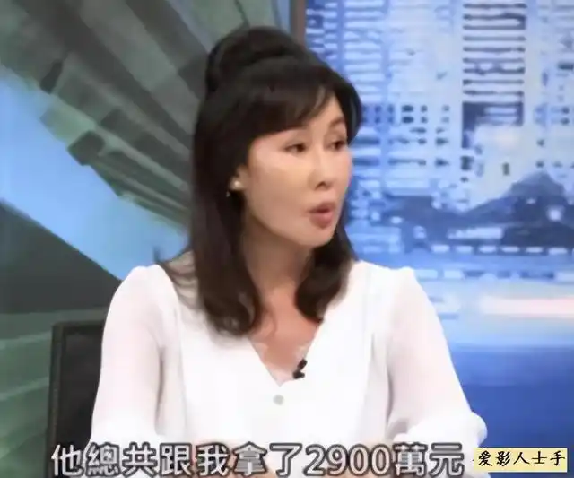 生子举重冠军结婚祝福语_举重冠军的结婚生子_举重冠军带妻子照片领奖