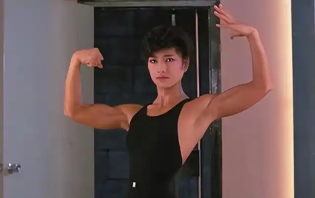 举重冠军带妻子照片领奖_生子举重冠军结婚祝福语_举重冠军的结婚生子